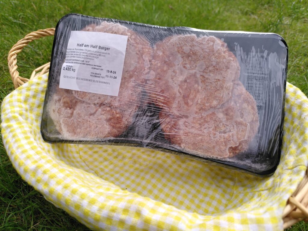 Half-om-half hamburger
